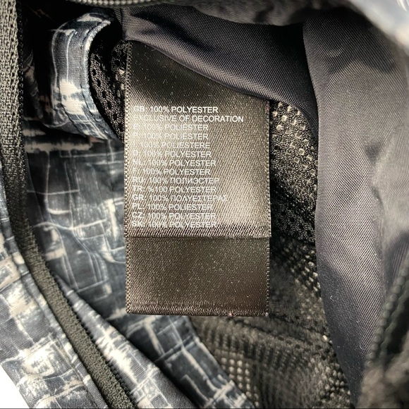 The north face women’s hooded venture jacket taped seams waterproof Sz small - Picture 5 of 8